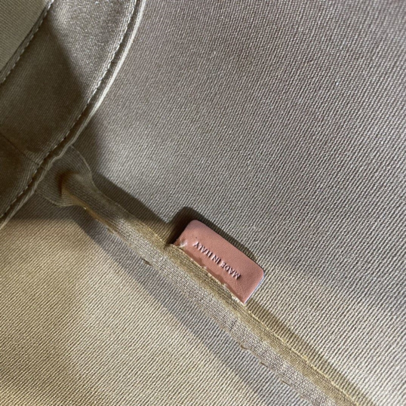 Ce1i*e bucket bags